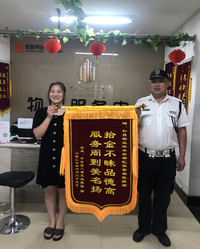 包含社区盾赛程吃紧，里昂今晚临场应变，赛场秩序良好，团队化学反应显著的词条-JBO电竞